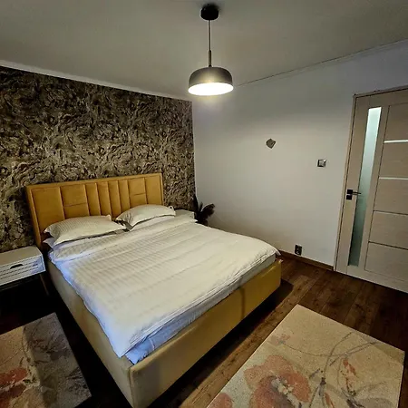 Standard Διαμέρισμα Κραϊόβα